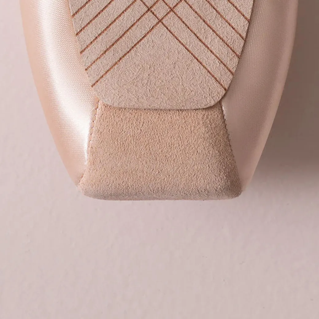 Bloch "Etu" Pointe Shoes