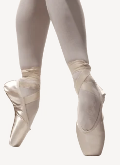 RClass Crescenda Pointe Shoe Soft Shank