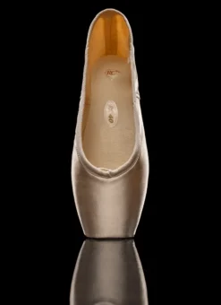 RClass Iridescence Pointe Shoe Medium Shank
