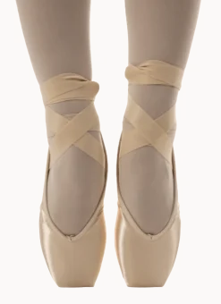RClass Soleia Pointe Shoe Hard Shank