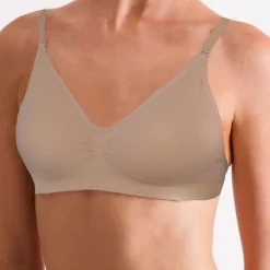 Silky Dance Seamless Clear Back Bra w/ Removable Pads